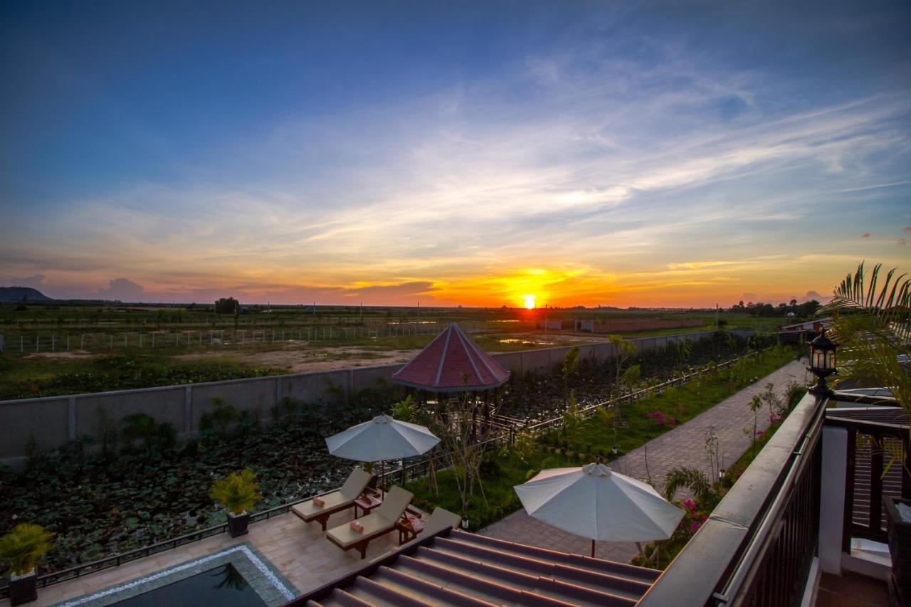 Ry'S Lotus Resort D'Angkor Siem Reap Exterior foto