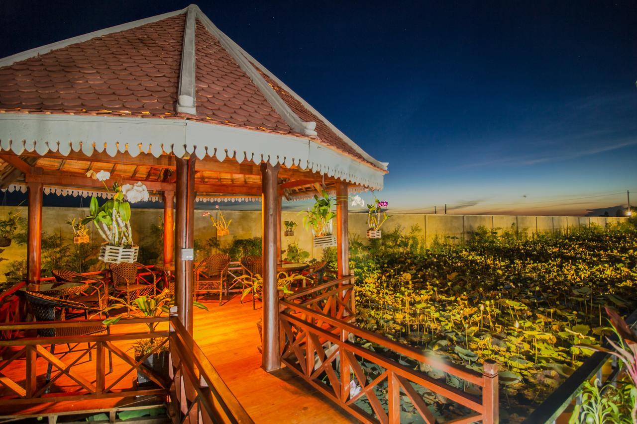 Ry'S Lotus Resort D'Angkor Siem Reap Exterior foto